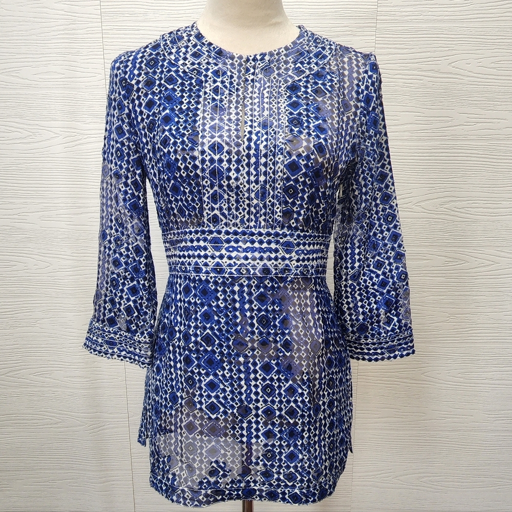 Tory Burch Geometric Blouse 53% Silk Blue White Sheer Fitted Waist Side Zip Sz 2